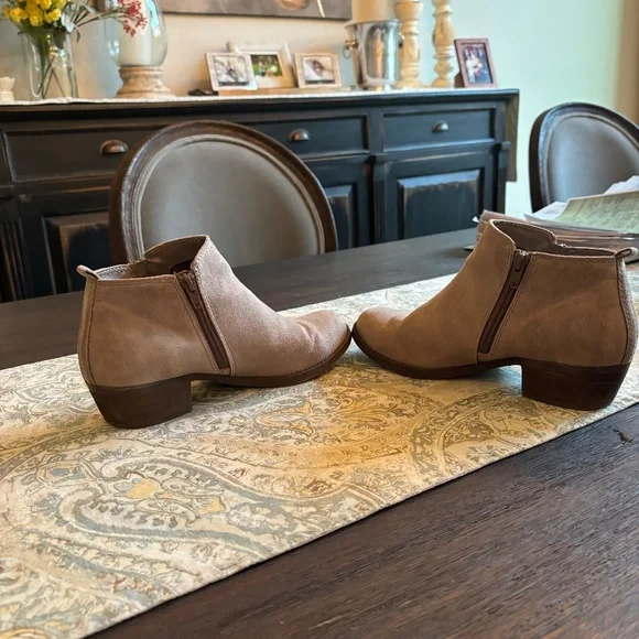 Ankle Booties - Carlos Santana - Tan Suede - SZ. 9 - Picture 6 of 8